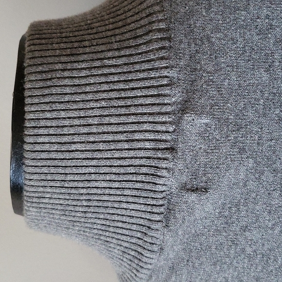 APT. 9 gray long sleeve full zip knit sweater with ribbed accents - Picture 6 of 13